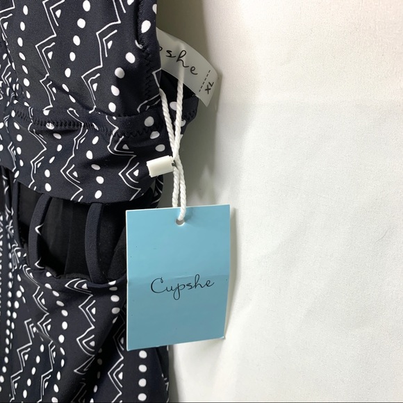 Cupshe black and white one piece swimsuit XL - Picture 3 of 8